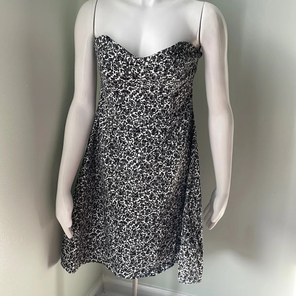 Thomas Burberry strapless floral dress